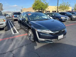 Honda Clarity Híbrido enchufable 2018 Base 4dr Sedán