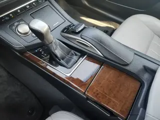 Lexus ES 350 2016 Sedán 4 puertas