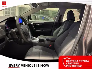 Toyota RAV4 2024 XLE 4dr SUV