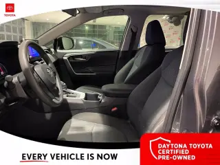 Toyota RAV4 2025 XLE 4dr SUV