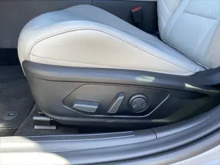 Hyundai ELANTRA Hybrid 2026 Limited 4dr Sedán