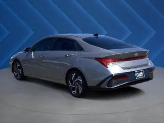 Hyundai ELANTRA Hybrid 2026 Limited 4dr Sedán