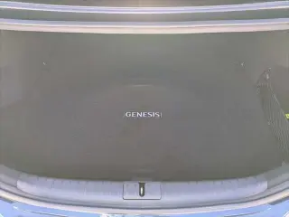 Genesis G70 2024 2.5T Standard 4dr Sedán