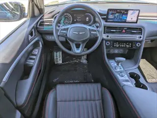 Genesis G70 2024 2.5T Standard 4dr Sedán