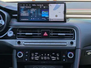 Genesis G70 2024 2.5T Standard 4dr Sedán