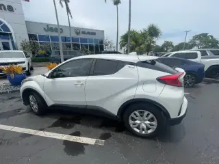 Toyota C-HR 2021 LE 4d Crossover