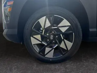 Hyundai KONA 2024 AWD SEL 4dr Crossover
