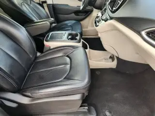 Chrysler Pacifica 2023 Touring L 4dr Mini-Van