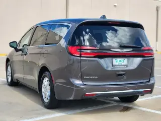 Chrysler Pacifica 2023 Touring L 4dr Mini-Van
