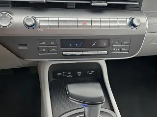 Hyundai KONA 2025 AWD SEL 4dr Crossover