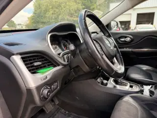 Jeep Cherokee 2015 4x4 Trailhawk 4p SUV