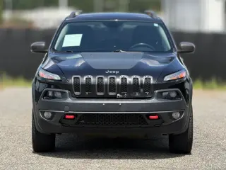 Jeep Cherokee 2015 4x4 Trailhawk 4p SUV