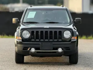 Jeep Patriot 2017 4x4 Latitude 4p SUV