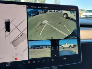 Tesla Model Y 2023 AWD Long Range 4dr Crossover
