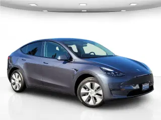 Tesla Model Y 2023 AWD Long Range 4dr Crossover