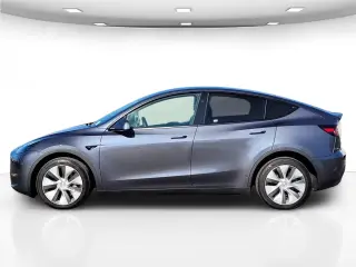 Tesla Model Y 2023 AWD Long Range 4dr Crossover