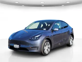 Tesla Model Y 2023 AWD Long Range 4dr Crossover