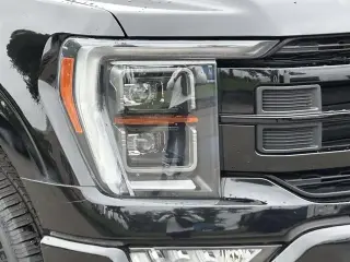 Ford F-150 2023 4x4 Lariat 4dr SuperCrew 6.5 ft. SB