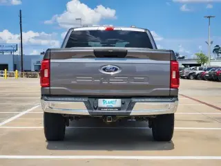 Ford F-150 2021 4x4 Lariat 4p SuperCab 5.5 ft. CA