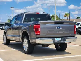 Ford F-150 2021 4x4 Lariat 4p SuperCab 5.5 ft. CA