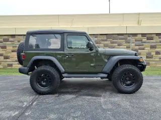 Jeep Wrangler 2023 4x4 Sport 2dr SUV