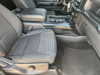 Ford F-150 2023 4x2 XL 4dr SuperCrew 5.5 ft. SB