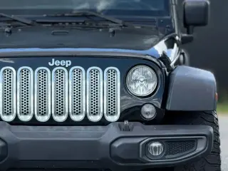 Jeep Wrangler Unlimited 2015 4x4 Sport 4 puertas SUV