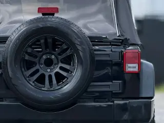 Jeep Wrangler Unlimited 2015 4x4 Sport 4 puertas SUV