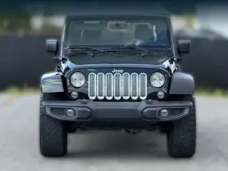 Jeep Wrangler Unlimited 2015 4x4 Sport 4 puertas SUV