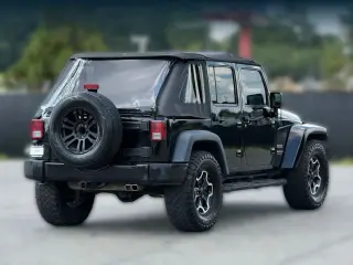 Jeep Wrangler Unlimited 2015 4x4 Sport 4 puertas SUV