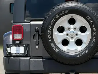 Jeep Wrangler Unlimited 2014 4x4 Sahara 4dr SUV