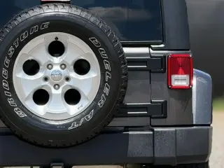 Jeep Wrangler Unlimited 2014 4x4 Sahara 4dr SUV