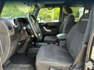 Jeep Wrangler Unlimited 2014 4x4 Sahara 4dr SUV