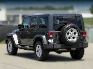 Jeep Wrangler Unlimited 2014 4x4 Sahara 4dr SUV