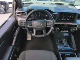 Toyota Tacoma 2026 4x2 SR5 4dr Double Cab 5.0 ft SB