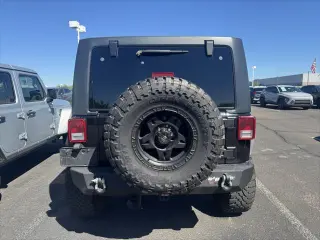 Jeep Wrangler ilimitado 2015 4x4 Sport 4p SUV