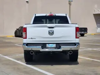 Ram 1500 2021 4x2 Big Horn 4p Puerta Cabina Tripulacion 5.6 ft. SB Pickup