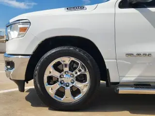Ram 1500 2021 4x2 Big Horn 4p Puerta Cabina Tripulacion 5.6 ft. SB Pickup