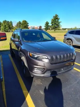 Jeep Cherokee 2021 4x4 Latitude Lux 4dr SUV