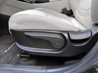Hyundai TUCSON 2025 AWD SE 4puertas SUV