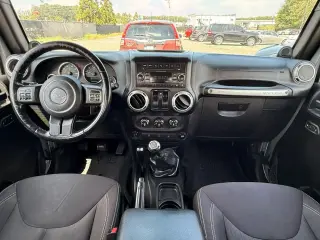 Jeep Wrangler 2014 4x4 Rubicon 2dr SUV