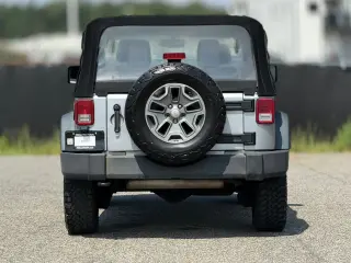 Jeep Wrangler 2014 4x4 Rubicon 2dr SUV