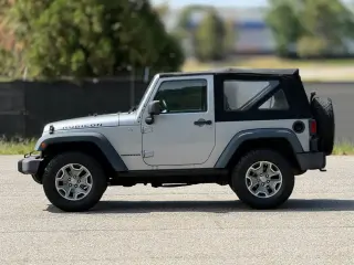 Jeep Wrangler 2014 4x4 Rubicon 2dr SUV