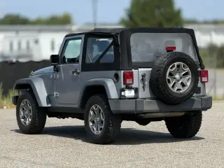 Jeep Wrangler 2014 4x4 Rubicon 2dr SUV