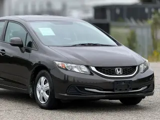 Honda Civic 2013 LX 4dr Sedan 5A