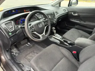 Honda Civic 2013 LX 4dr Sedan 5A