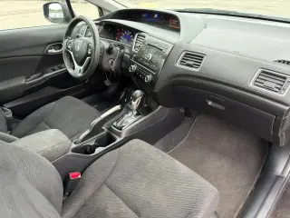 Honda Civic 2013 LX 4dr Sedan 5A