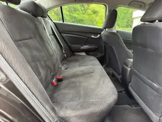 Honda Civic 2013 LX 4dr Sedan 5A