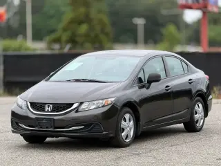 Honda Civic 2013 LX 4dr Sedan 5A