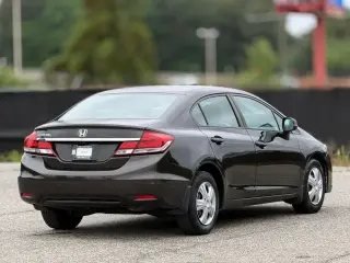 Honda Civic 2013 LX 4dr Sedan 5A